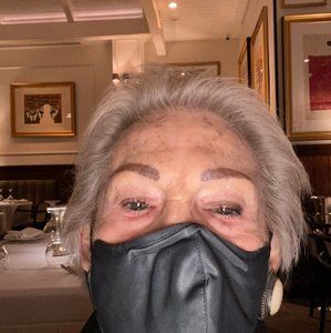 Meet your Posher, Natalie